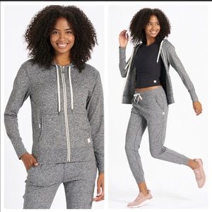 Vuoir Halo Performance Hoodie Heather Grey Size Medium